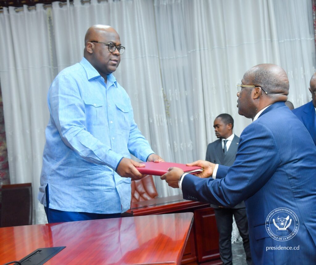 Signature a Kinshasa de lAccord de deploiement de la force de la SADC en RDC