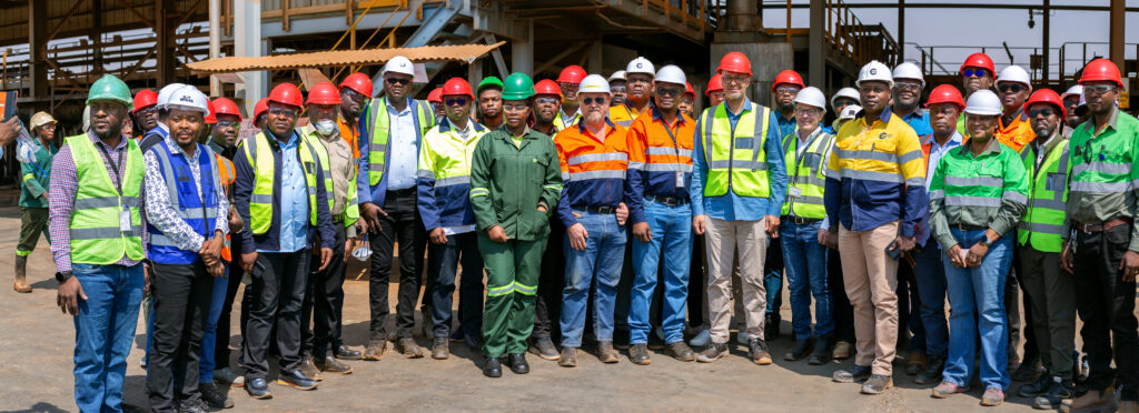 Visite ministre des Mines a Metalkol3