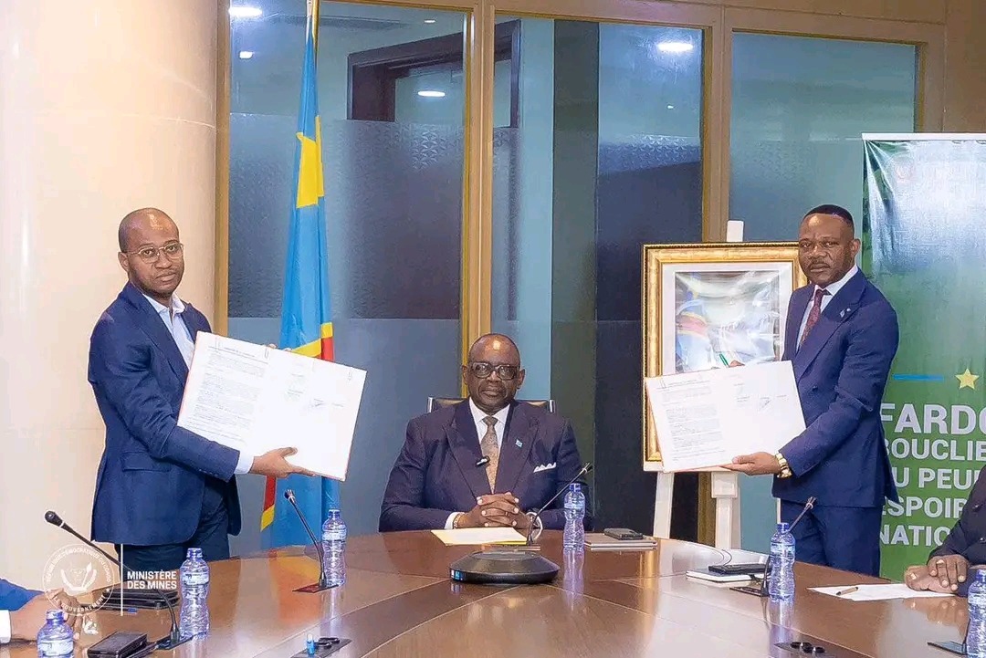 Image default