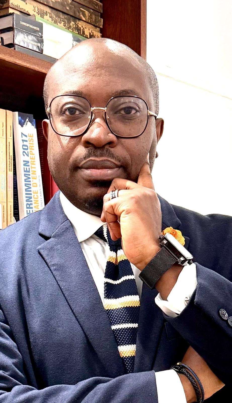 Image default